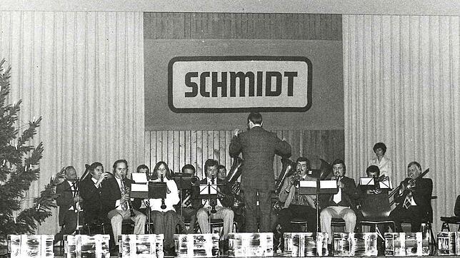 Dieses Bild ist um 1985 bei einer Weihnachtsfeier in der Halle in Häusern entstanden.