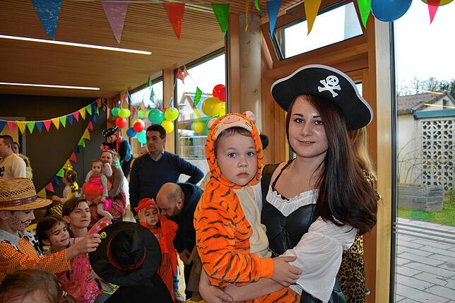 Bild 28: Bilder vom schmotzigen Dunschtig in Hepbach und Leimbach