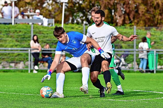 Bild 7: SV Herten besiegt die SG FC Wehr/Brennet mit 3:2 &ndash; und wir haben Bilder!
