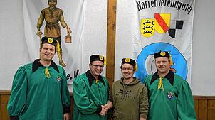 Die Zunftmeister Michael Amma und Markus Wullich heißen den neuen Elferrat Benjamin Böschet zusammen mit Alexander Burgert willkommen. ...