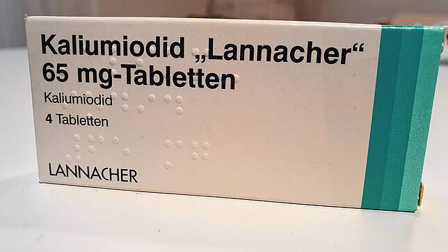 Jodtabletten werden der Bevölkerung im Umfeld eines Kernkraftwerks kostenfrei zur Verfügung gestellt, etwa am Hochrhein wegen des ...