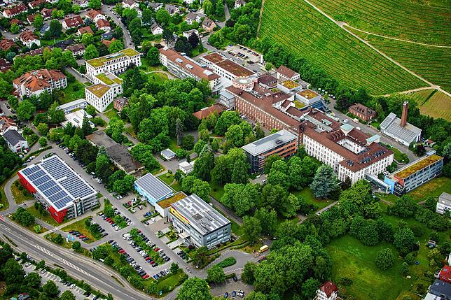 Zu klein, zu verwinkelt: Das Singener Krankenhaus ist laut einem Strukturgutachten nicht mehr zukunftsfähig.