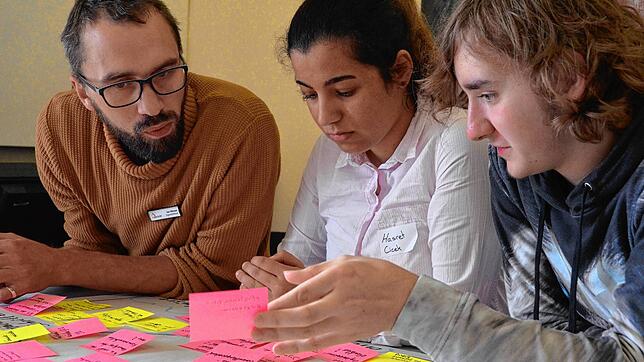 Wie können sich Jugendliche in der Kommunalpolitik einbringen? Einen Workshop dazu hat es bereits 2019 gegeben. Ganz links Markdorfs ...