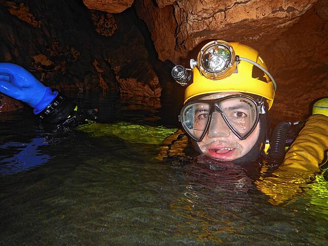 Bild 11: Wie sieht es in der Aachhöhle aus? Wir nehmen Sie mit auf einen virtuellen Tauchgang