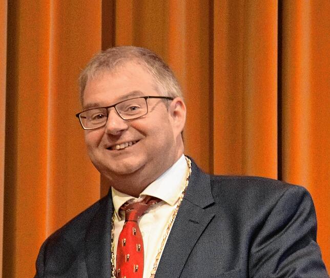 Bad Säckingens Bürgermeister Alexander Guhl ist mit dem schrankenlosen Parksystem sehr zufrieden.