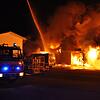 Das Gebäude der Globusfabrik Columbus steht in Flammen.