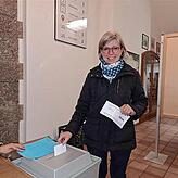 Irmgard Kreher sagt: „Wenn man nicht kommt, ist es ja keine Wahl.“