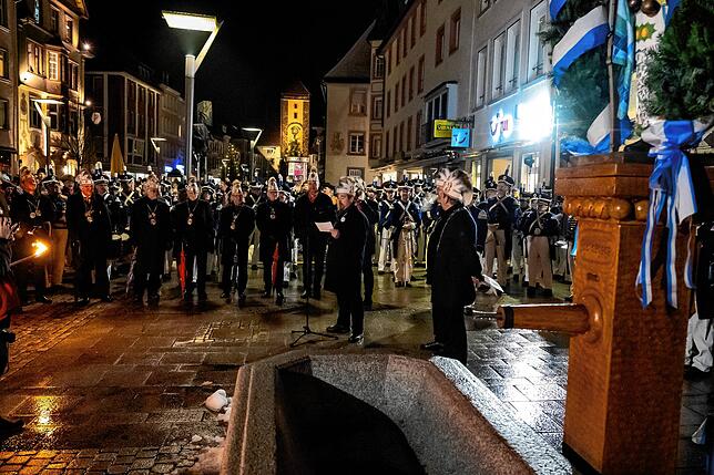 Bild 10: So schön war‘s am Narrenbrunnen bei der Fastneteröffnung 2025