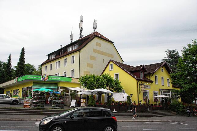 Nach diesem Gebäude ist der Stadtteil Königsbau benannt. Dort hat ein findiger Gastwirt namens Franz König 1862 einen Biergarten ...