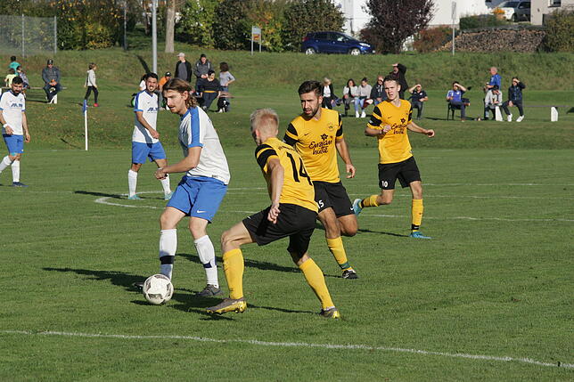 Bild 8: FC Geißlingen gewinnt gegen den VfR Horheim-Schwerzen mit 4:0 &ndash; wir haben die Bilder!
