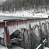 Zigtausende Kubikmeter Wasser und damit eine enorme Last stehen hinter diesen Mauern. Deswegen muss die Linachtalsperre regelmäßig ...