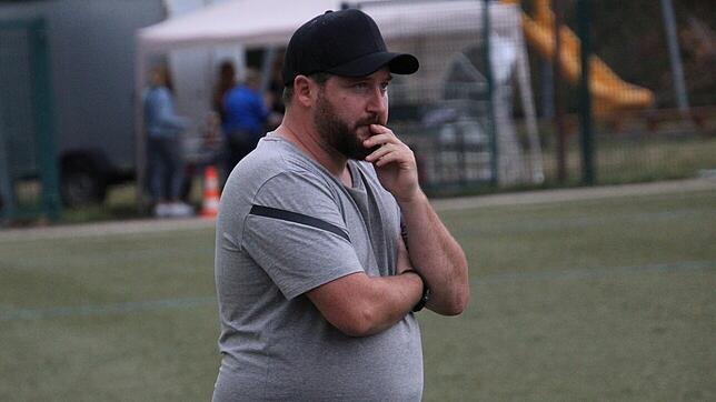 Christoph Raithel, Trainer der SG Mönchweiler/Peterzell, tippt den ersten Spieltag in der Kreisliga A, Staffel 1.