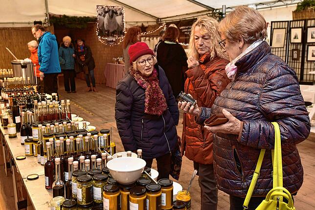 Bild 19: So glitzernd startet die Fürstenberg-Weihnachtswelt in Donaueschingen