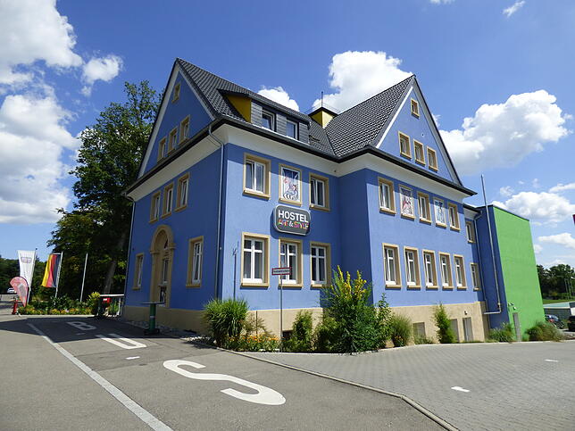 Das Hostel Art and Style an der Friedingerstraße beim Hohentwielstadion in Singen wird künftig Hauptarbeitsbereich von Ellenberger sein.