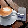 Für die Tasse Kaffee im Restaurant muss man mittlerweile ein Impf-, Genesenen- oder negativen Testnachweis vorzeigen. Nicht überall wird ...