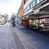 Die Geschäfte in der Bad Dürrheimer Friedrichstraße sind verwaist. Seit Mittwoch dieser Woche müssen alle schließen, nur die ...