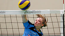 Wird gegen Kassel wie gewohnt auf der Diagonalposition beginnen: Villingens Spielführerin Michelle Feuerstein. Bild: Klein