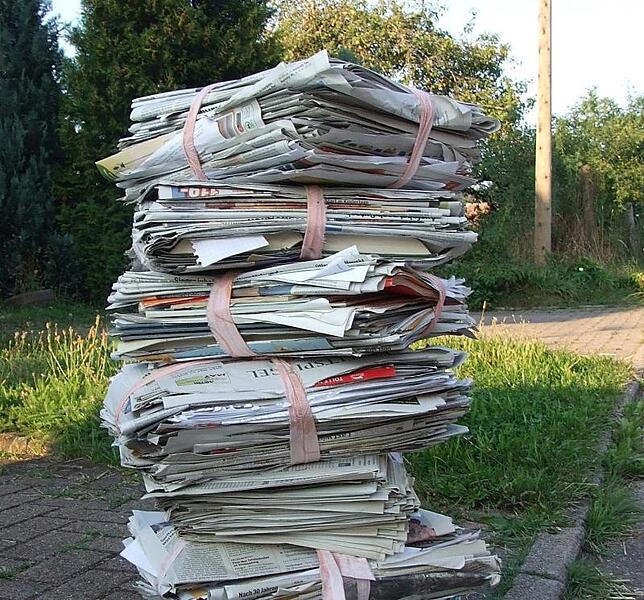 Im Dezember 2017 haben Vereinsmitglieder des Sportauschusses Tiengen das letzte Mal Altpapierbündel am Straßenrand eingesammelt.