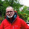 Stadtplaner und Stadtrat Herbert Dreiseitl am Nellenbach. Der Bodensee-Zulauf trat beim Starkregen Anfang September über die Ufer. In ...