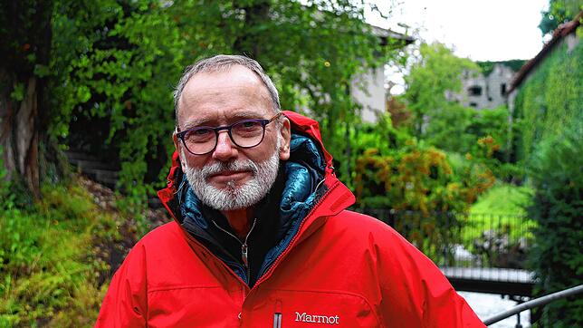Stadtplaner und Stadtrat Herbert Dreiseitl am Nellenbach. Der Bodensee-Zulauf trat beim Starkregen Anfang September über die Ufer. In ...