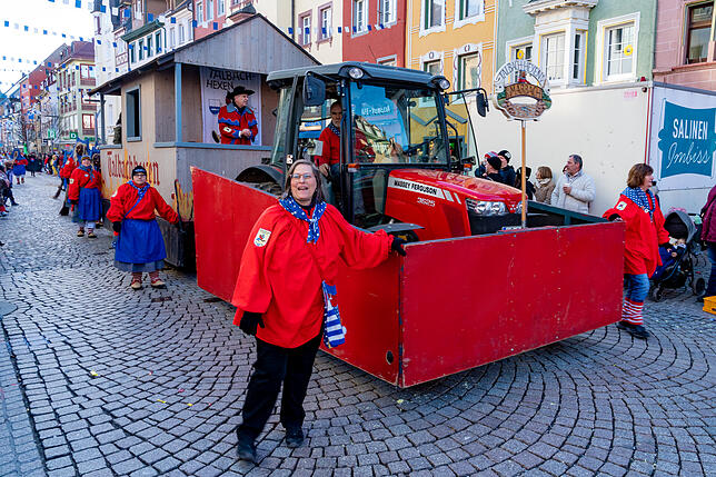 Bild 40: Bilder vom großen Kinderumzug in VS-Villingen am Schmotzigen &ndash; Teil 4