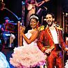 Schillernd: Isata Kamara als Fee und Michael Gugel als Zauberer in dem Fantasy-Musical &bdquo;Tommy Tailors Traumfabrik&ldquo;: Nach ...