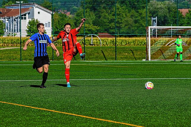 Bild 7: TuS Binzen dreht beim 4:3 gegen die SG FC Wehr/Brennet das Spiel &ndash; und wir haben Bilder!