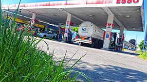 Die Esso-Tankstelle in der Böhringer Straße in Radolfzell. Hier kam es am 1. Mai zu einem Überfall.