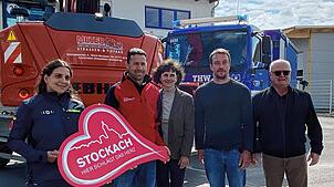 Jessica Puga-Reichle vom Ortsverband Stockach des THW, Unternehmer Andreas Meier, Wirtschaftsförderin Regina Schlecker, Kämmerer ...
