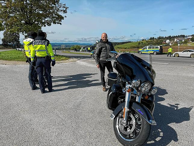 „Ich genieße diesen schönen Spätsommertag und mache einen gemütlichen Ausflug“, sagt Ekkehard Nann, Harley-Fahrer