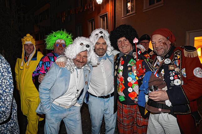 Bild 14: So glückselig wird am Rosenmontag in Konstanz weitergefeiert