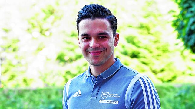 Aufsteiger: Fußball-Schiedsrichter Mathias Heilig (27) vom FC Erzingen pfeift künftig in der Regionalliga.