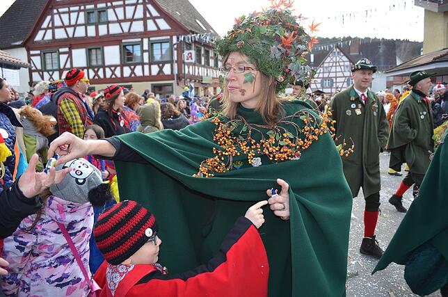 Bild 13: Eigeltinger Narrentage: Der Sonntagsumzug in Bildern (3)
