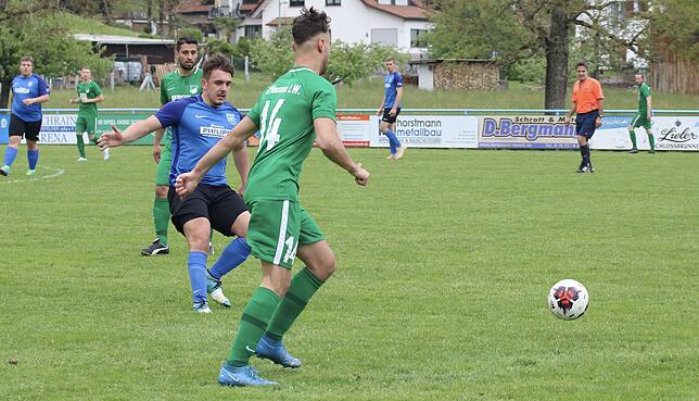 Bild 25: FV Degerfelden unterliegt mit 2:5 dem FC Hausen &ndash; und wir haben Bilder!