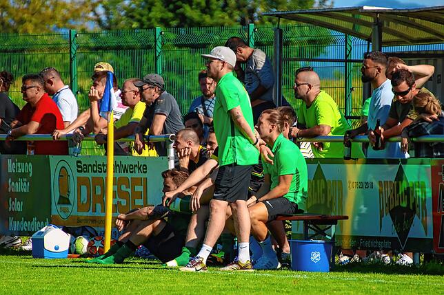 Bild 28: SV Karsau gewinnt das Aufsteiger-Derby gegen den SV Herten II mit 2:0 &ndash; und wir haben Bilder!