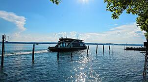Es ist heiß in Süddeutschland – ein Glück, dass der Bodensee etwas Erfrischung bietet.