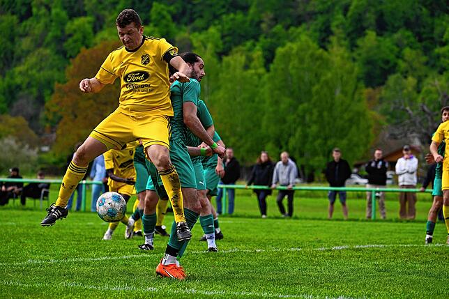 Bild 19: SV Schwörstadt unterliegt mit 1:5 bei der SG Nollingen/Degerfelden – und wir haben Fotos!