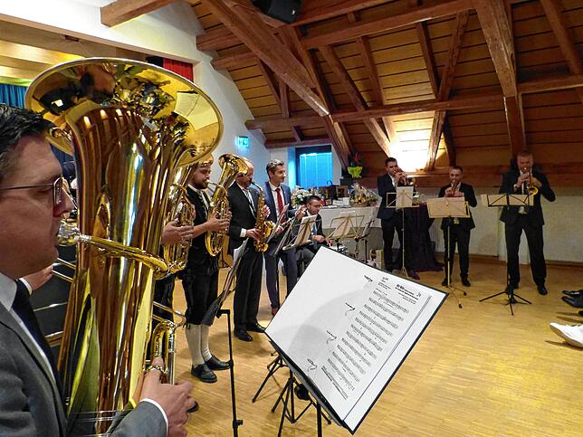 Die „BBB-Band“ besteht aus Bürgermeistern des Bodenseekreises und hatte ihren ersten Auftritt.