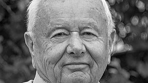 Helmut Rüde lernte früh anzupacken. In 30 Jahren schuf der gelernte Dreher eine Firmengruppe mit heute 180 Beschäftigten.