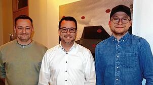 Die SV-Vorstandsmitglieder Patrick Bacher, Stefan Hauser und Luca Plumari (von links) erklären, warum es den Zuschuss der Kommune braucht.