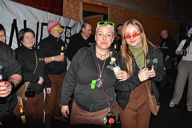Bild 22: Beste Stimmung auf dem DLRG Ball in Wittenhofen