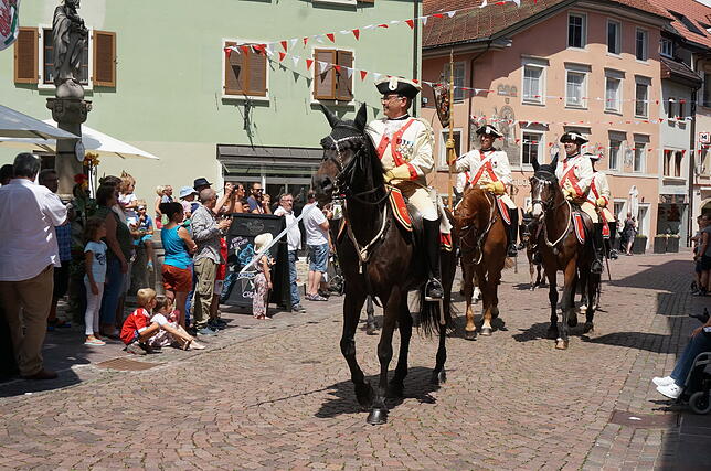 Bild 21: Schwyzertagsumzug in Tiengen 7.7.19
