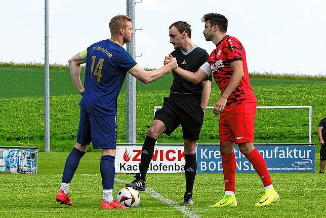 Bild 2: Wichtiger Sieg für FV Walbertsweiler-Rengetsweiler über Allensbach. Wir waren mit der Kamera dabei!