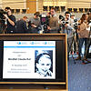 Journalisten informieren sich auf einer Pressekonferenz in Grevenbroich über die DNA-Reihenuntersuchung zum Mordfall Claudia Ruf. ...