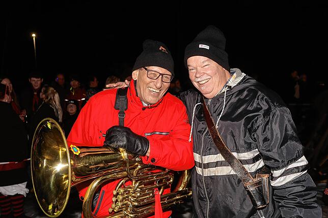 Bild 16: In Konstanz erwacht die Fasnacht 2025: Riedhexen und Schneeschreck tanzen durch den Wald