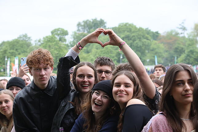 Bild 24: Zum Start des Campus-Festival kommen tausende Fans ins Bodenseestadion