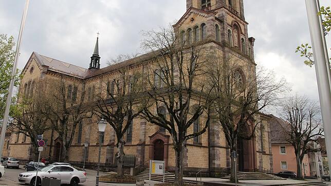Der Brandvorfall bringt Konsequenzen mit sich: Die katholische Stadtkirche bleibt etwa bis in den Herbst geschlossen.