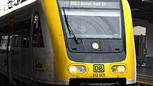 Ein Interregioexpress der Deutschen Bahn wie dieser prallte in Radolfzell gegen einen Einkaufswagen (Symbolbild aus dem Archiv).