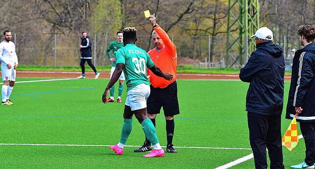Bild 15: FC Zell feiert 7:0-Kantersieg gegen SV Jestetten – und wir haben Fotos!