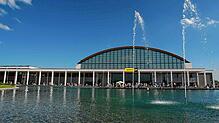Wegen der Corona-Krise blieben viele Hallen der Messe Friedrichshafen in diesem Jahr leer.